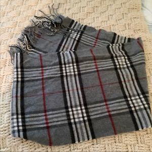 Striped V. Fraas scarf